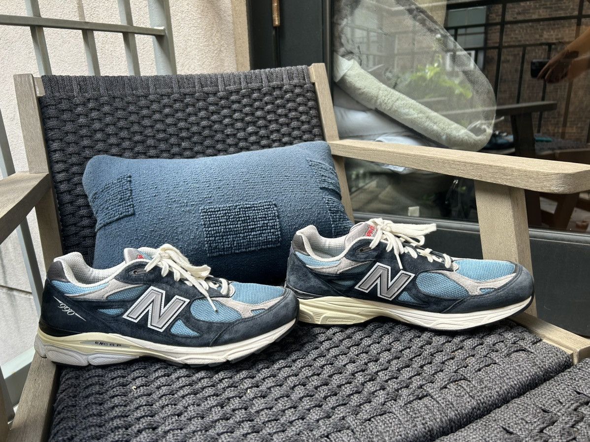 スニーカー New Balance 990v3 MiUSA Teddy Santis Navy Castlerock NEW BALANCE 990 V3 TEDDY SANTIS IN NAVY & CASTLEROCK REVIEW