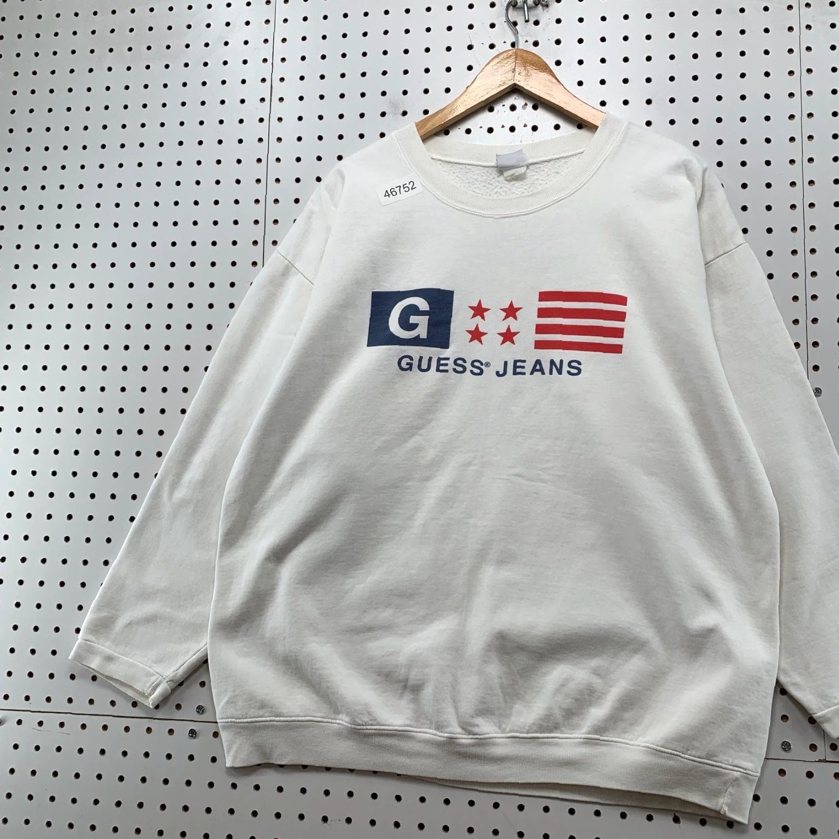 Guess VINTAGE GUESS Sweatshirt Mens Large 90s White Fleece USA Flag Crewneck Made USA Size US L / EU 52-54 / 3 - 4 Thumbnail
