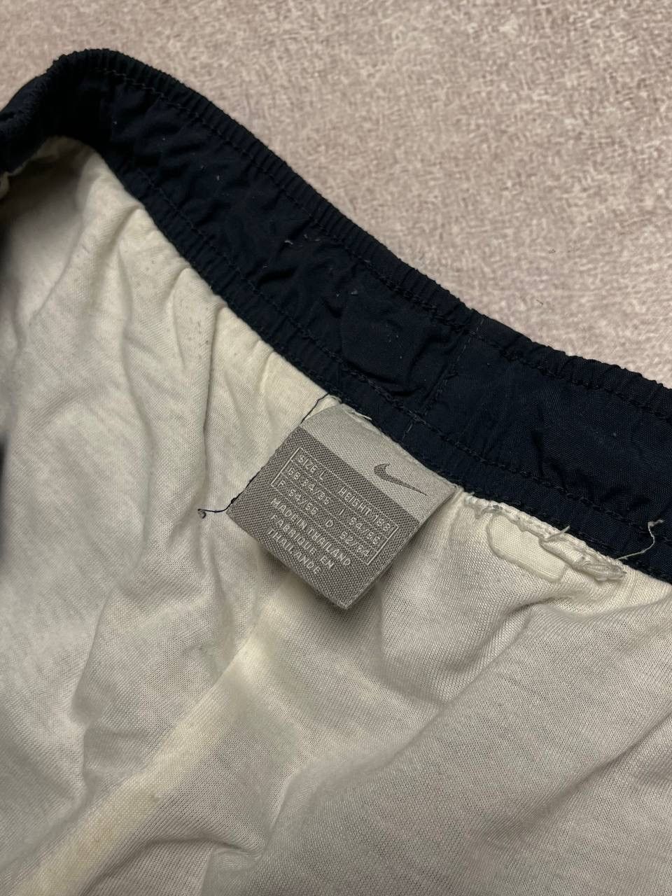 Nike × Vintage Vintage Nike Swoosh Baggy Nylon Trackpants Y2K L Size US 34 / EU 50 - 3 Thumbnail