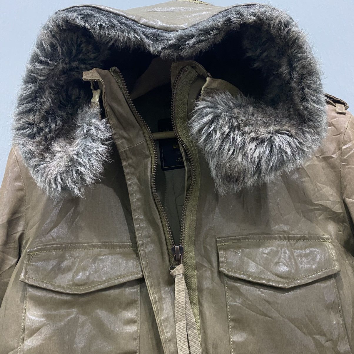 Diesel Diesel multi pocket hood fur parka coat jacket i6was9 LGB Size US M / EU 48-50 / 2 - 10 Thumbnail