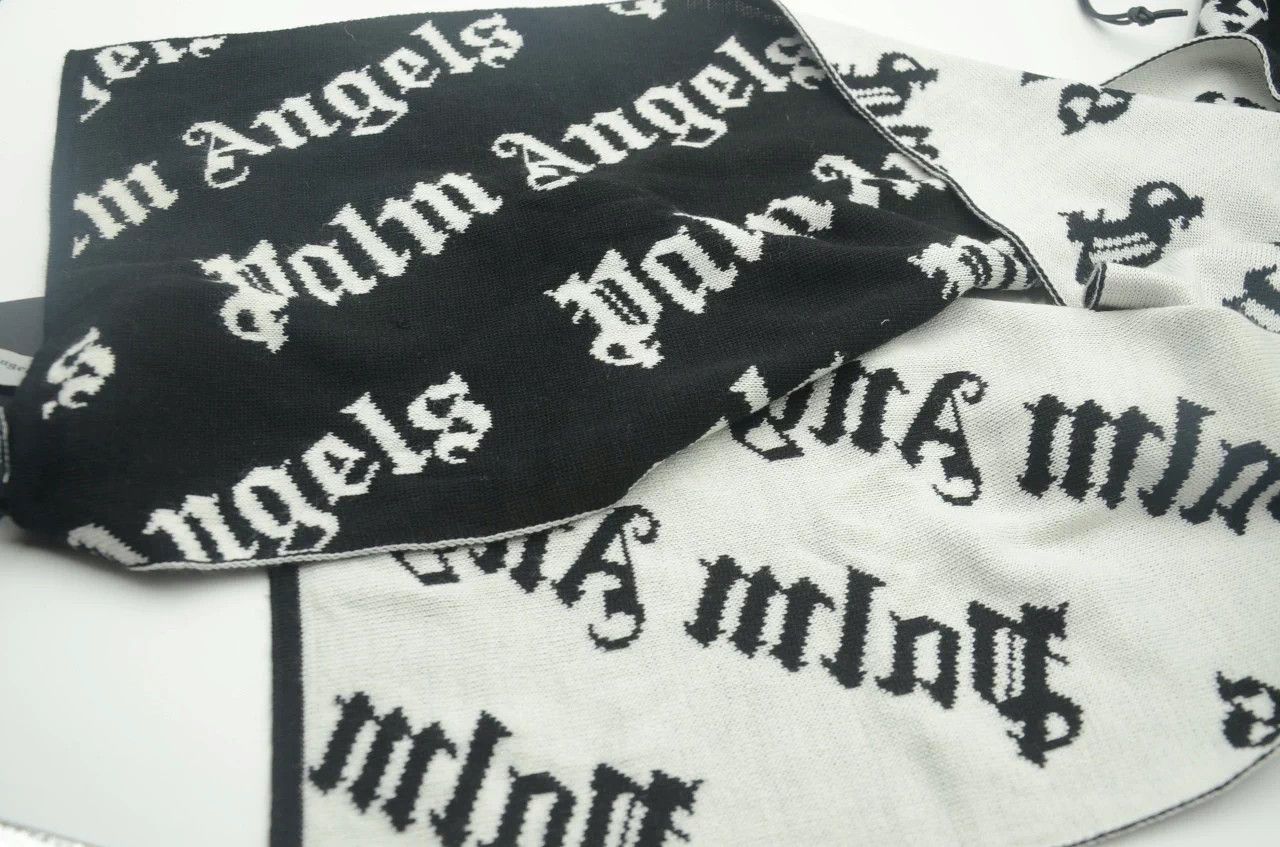Palm Angels Palm Angels All Over Logo Wool Scarf & Hat Set Unisex New Size ONE SIZE - 4 Thumbnail