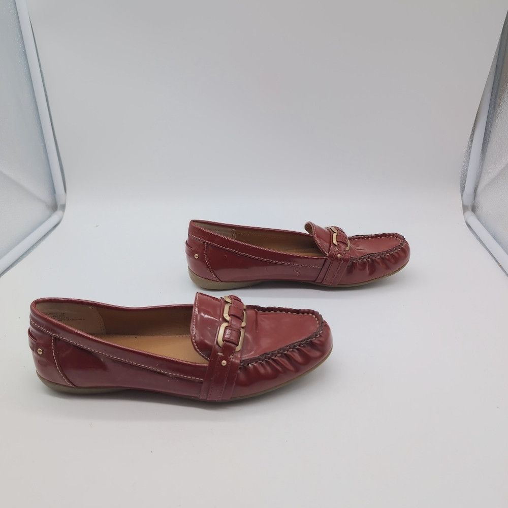 Bass Bass Betsy F15 Loafers Red with dark gold buckles sz 8 Size US 8 / IT 38 - 6 Thumbnail