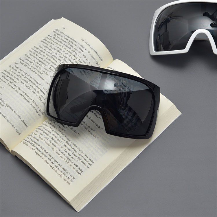 VIBE Modern Street ins style custom avant-garde sunglasses Size ONE SIZE - 6 Thumbnail