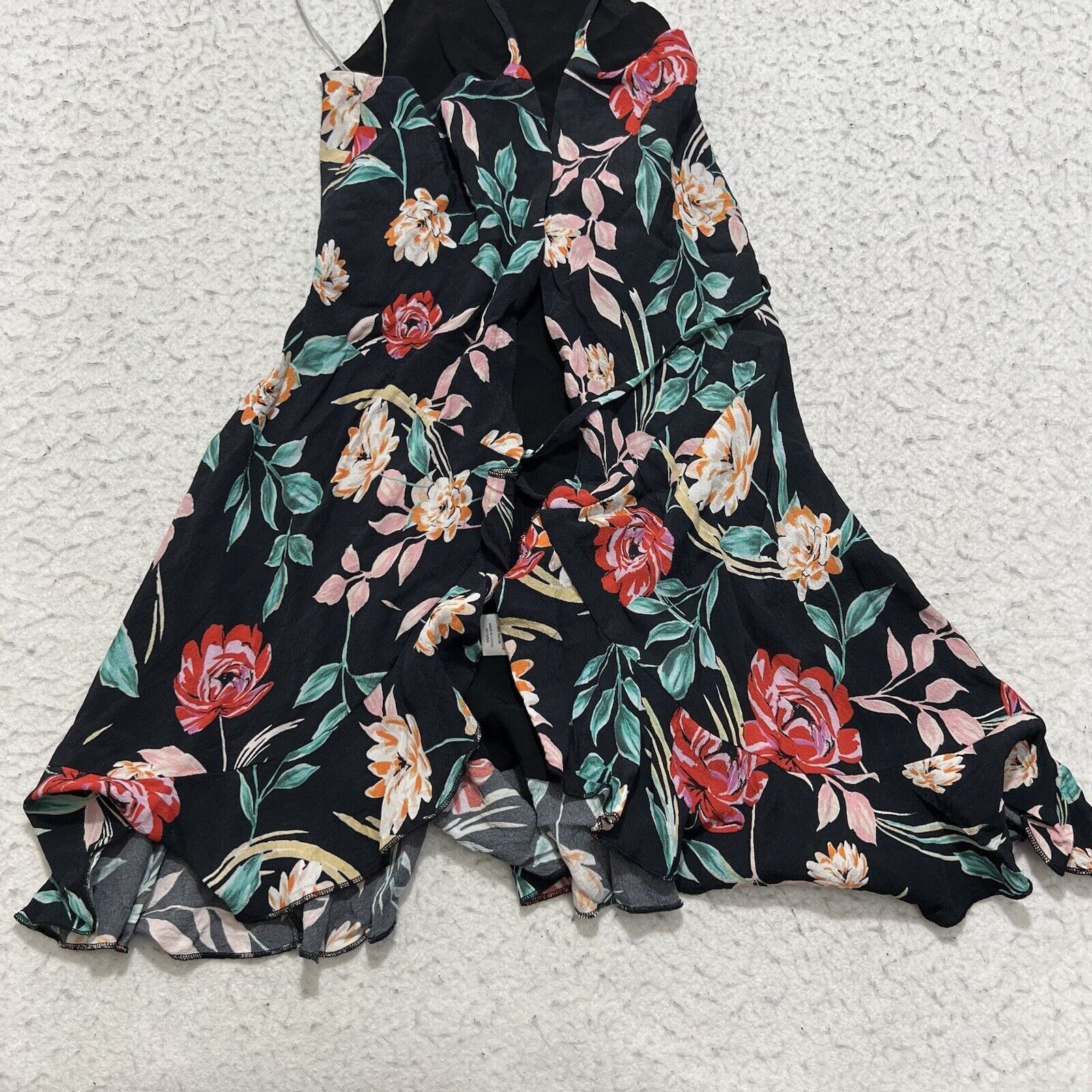 Nordstrom Lovers + Friends Women's XS Sleeveless Floral Wrap Top Size XS / US 0-2 / IT 36-38 - 10 Thumbnail
