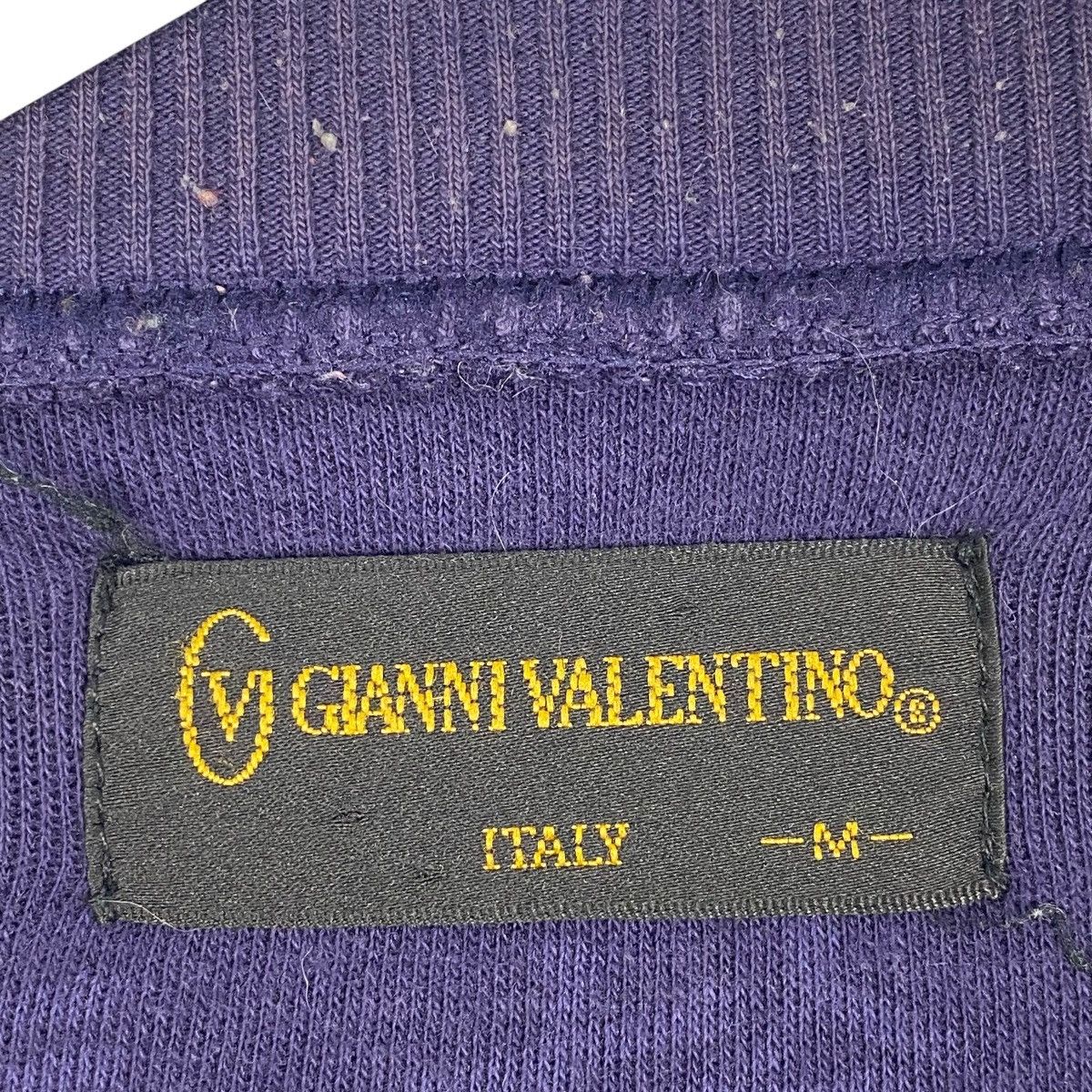 Vintage Vintage Gianni Valentino Sweatshirt Crewneck Big Logo Purple Size US M / EU 48-50 / 2 - 5 Thumbnail