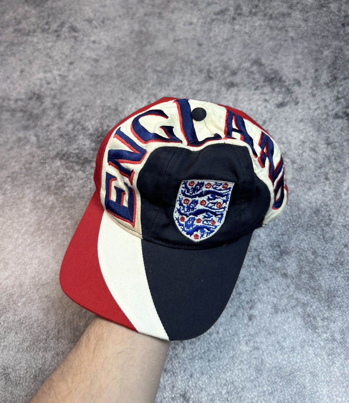 Vintage Vintage England 90s Logo Cap Streetwear Rare Soccer VTg Size ONE SIZE - 1 Thumbnail