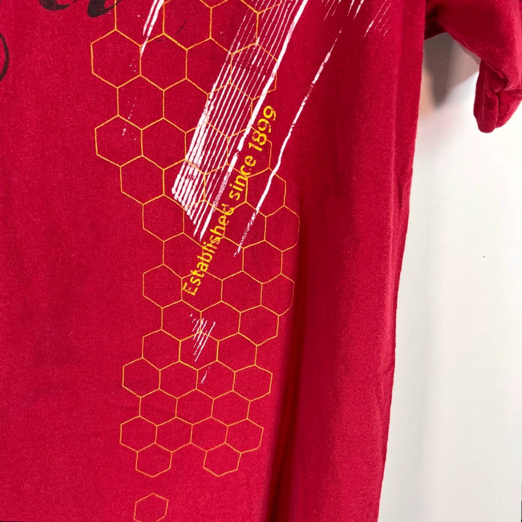 Vintage FCB Barca Soccer Shirt Adult Large Red Logo Tee Mens Regular Fit Shirt Size US L / EU 52-54 / 3 - 4 Thumbnail