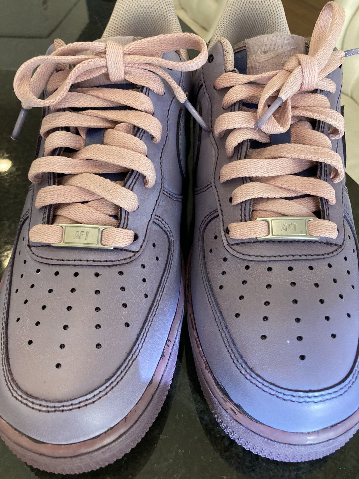 Nike AIR FORCE 1 Size US 8.5 / EU 41-42 - 3 Thumbnail