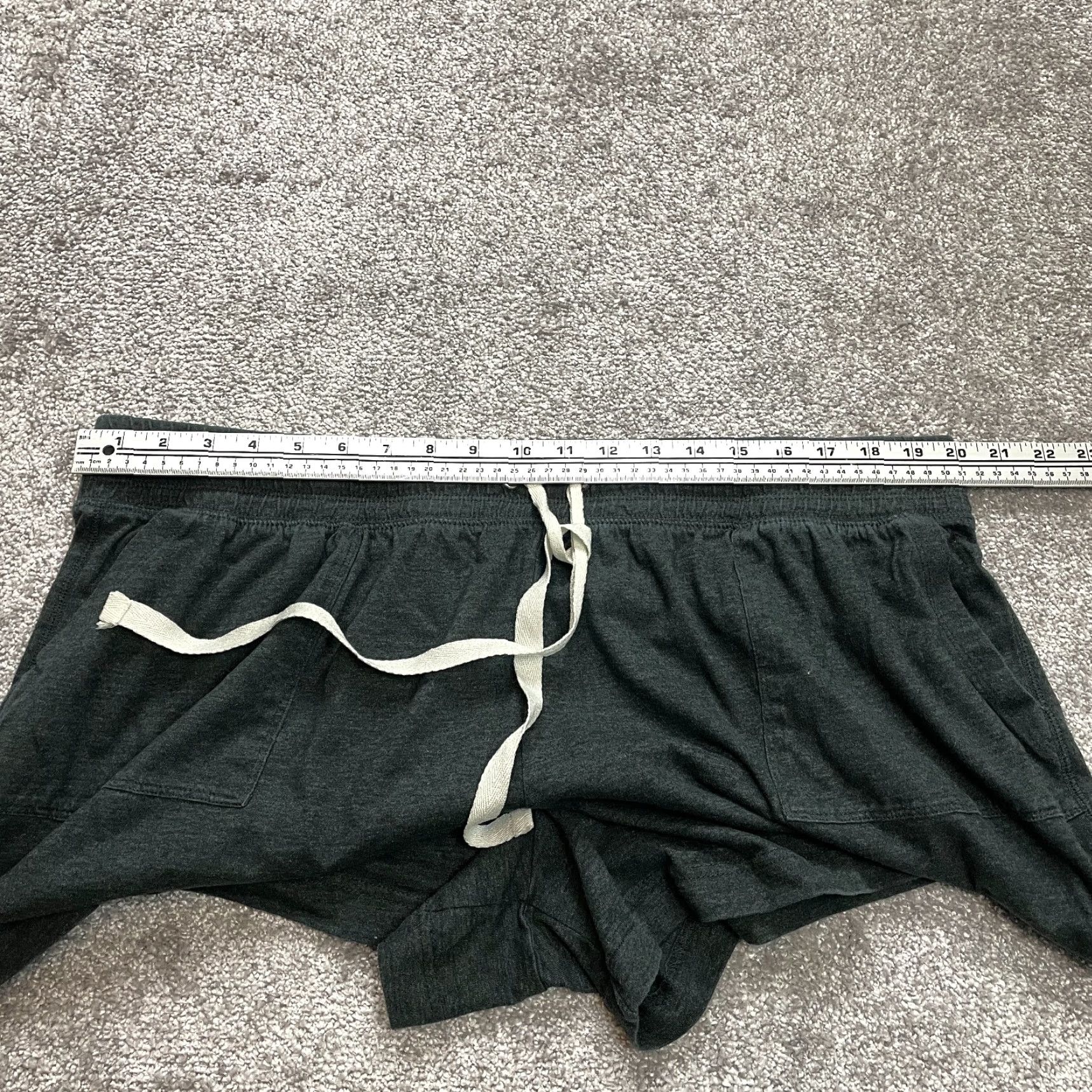 Vintage VINTAGE? No. Just Be Sweatshorts Womens 3X Dark Gray Elastic Drawstring Soft Casual Size ONE SIZE - 5 Thumbnail