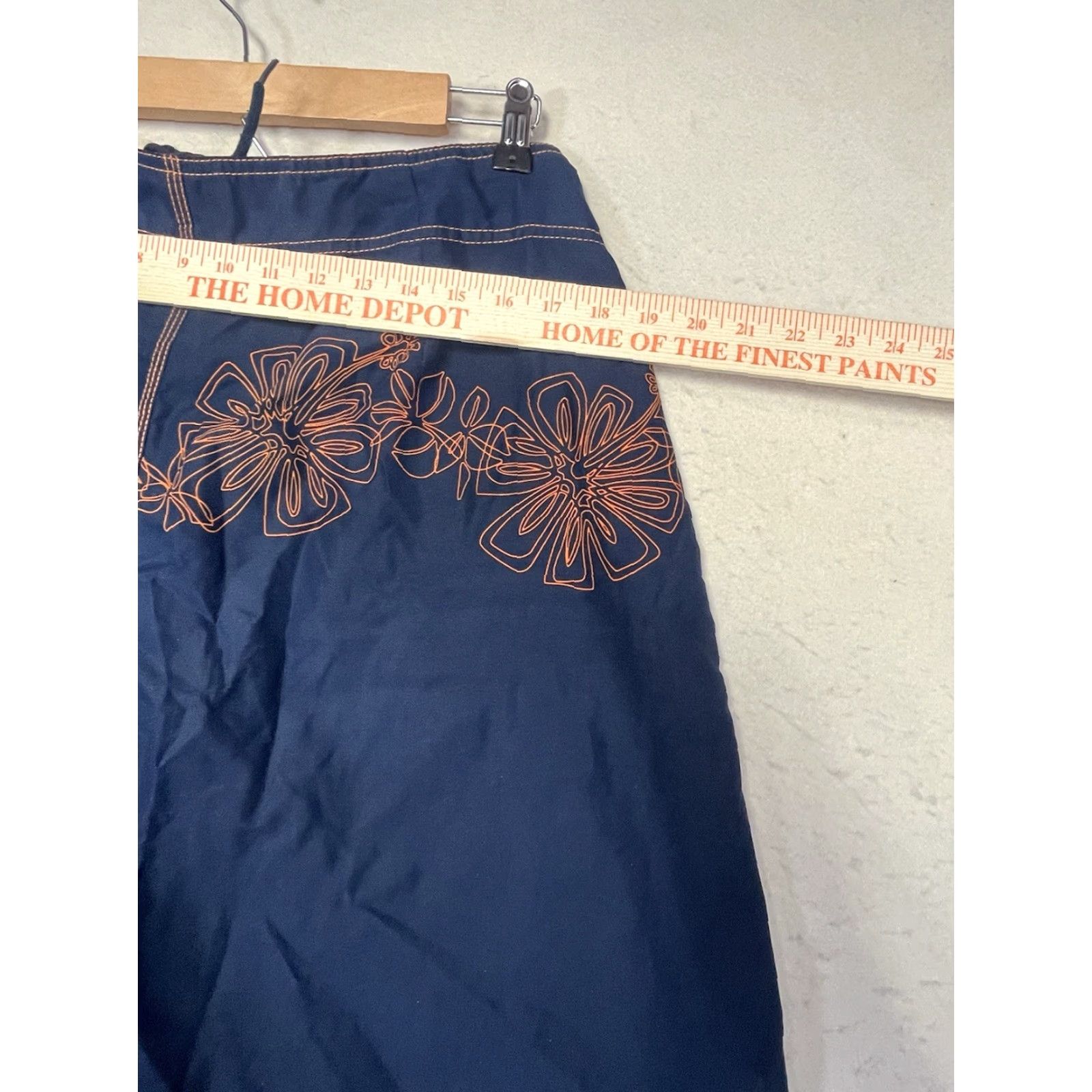 Mossimo MOSSIMO BOARD SHORTS MEN'S SIZE 36 HAWAIIAN TROPICAL PATTERN FLORAL MULTICOLOR POLYESTER SWIM TRUNKS WITH DRAWSTRING POCKETS Size US 36 / EU 52 - 3 Thumbnail