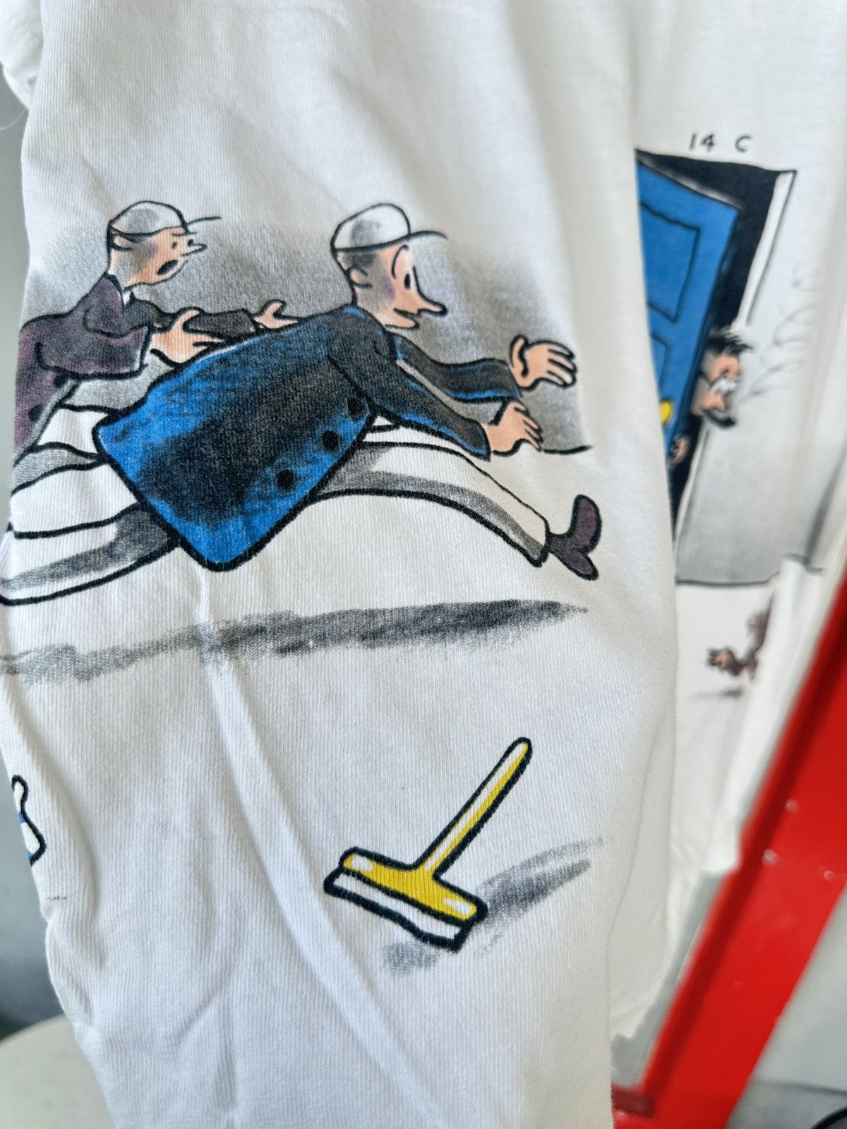 Vintage Vintage 90s Curious George Tee Size US L / EU 52-54 / 3 - 4 Thumbnail