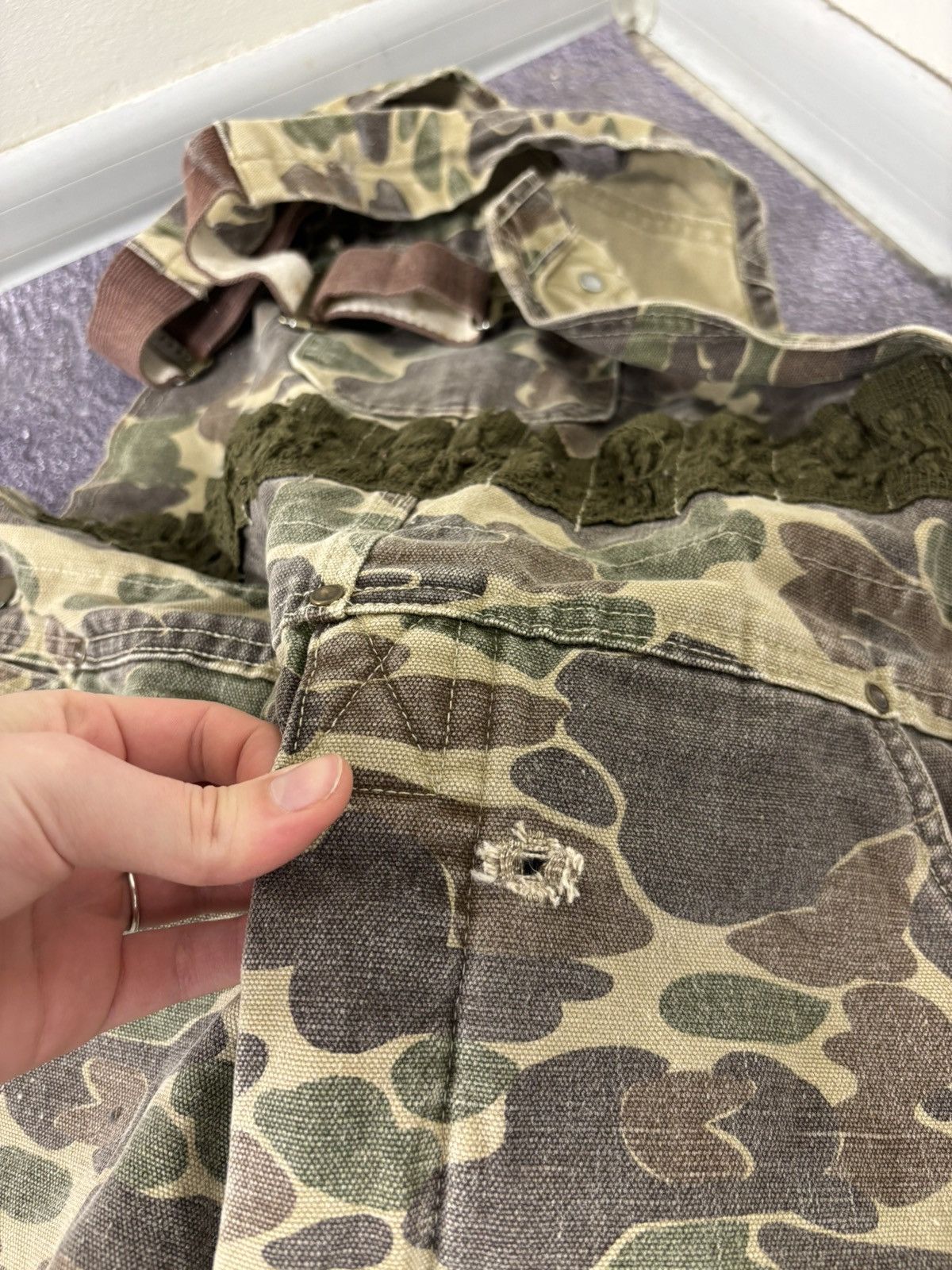 Carhartt Vintage Carhartt BU103 Overalls Bib Duck Camo Hunting Size US 34 / EU 50 - 21 Thumbnail