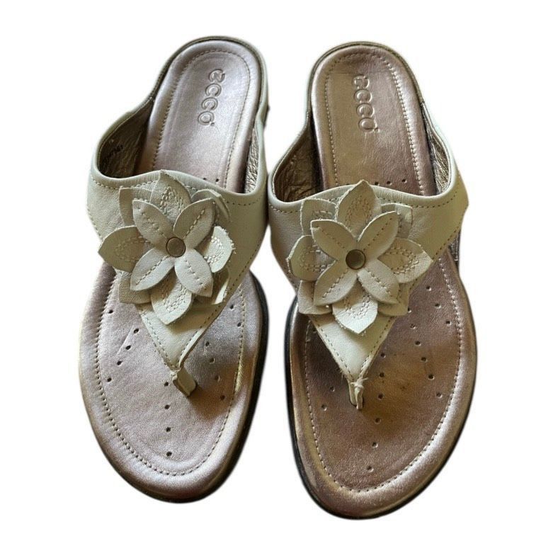 Ecco ECCO Leather Flower Sandals Women’s Size 39 (US 8.5) – White Size US 8.5 / IT 38.5 - 3 Thumbnail