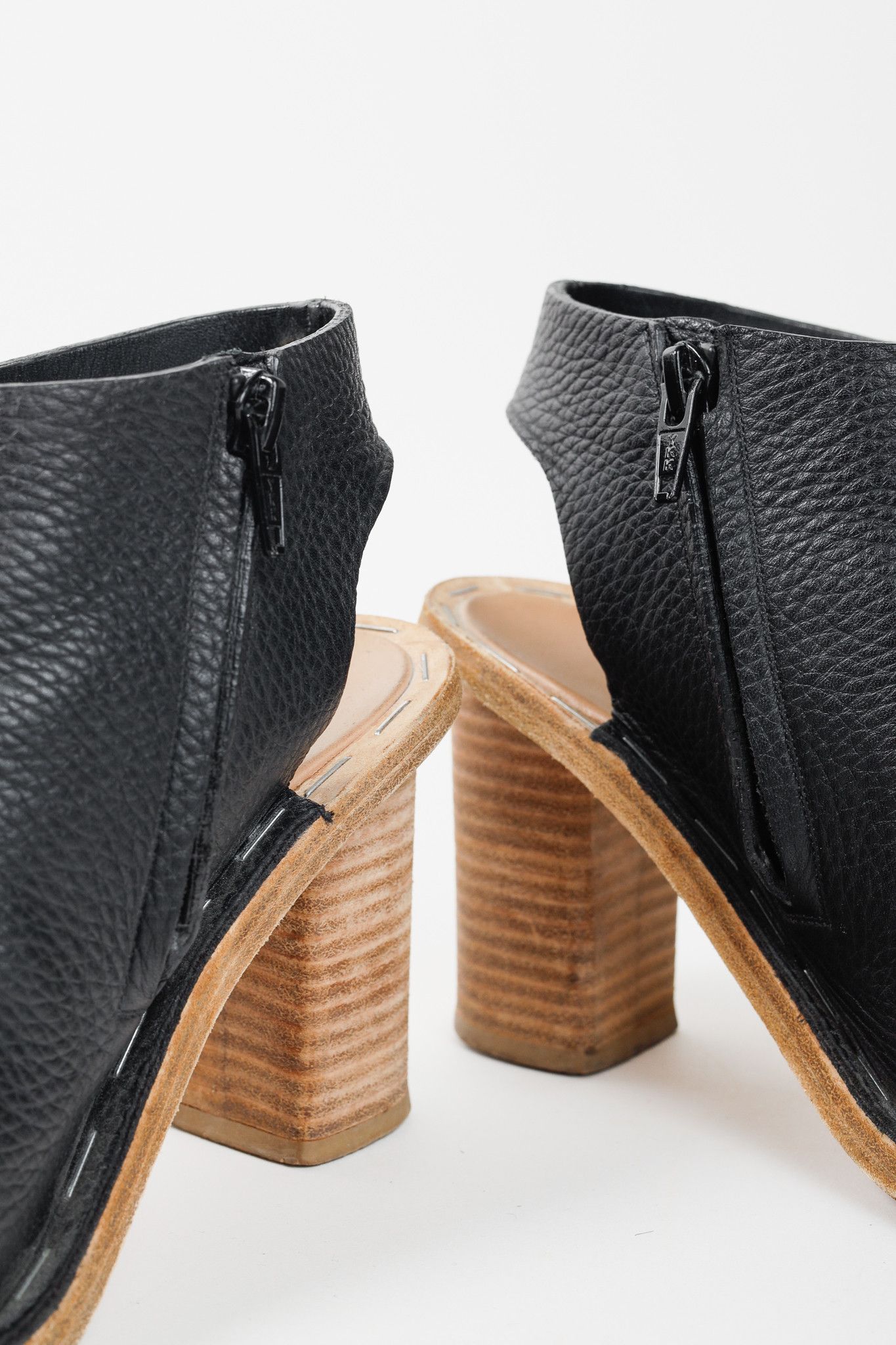 Balenciaga Balenciaga Black Pebbled-Leather Peep-Toe Sandals Size US 6.5 / IT 36.5 - 9 Thumbnail