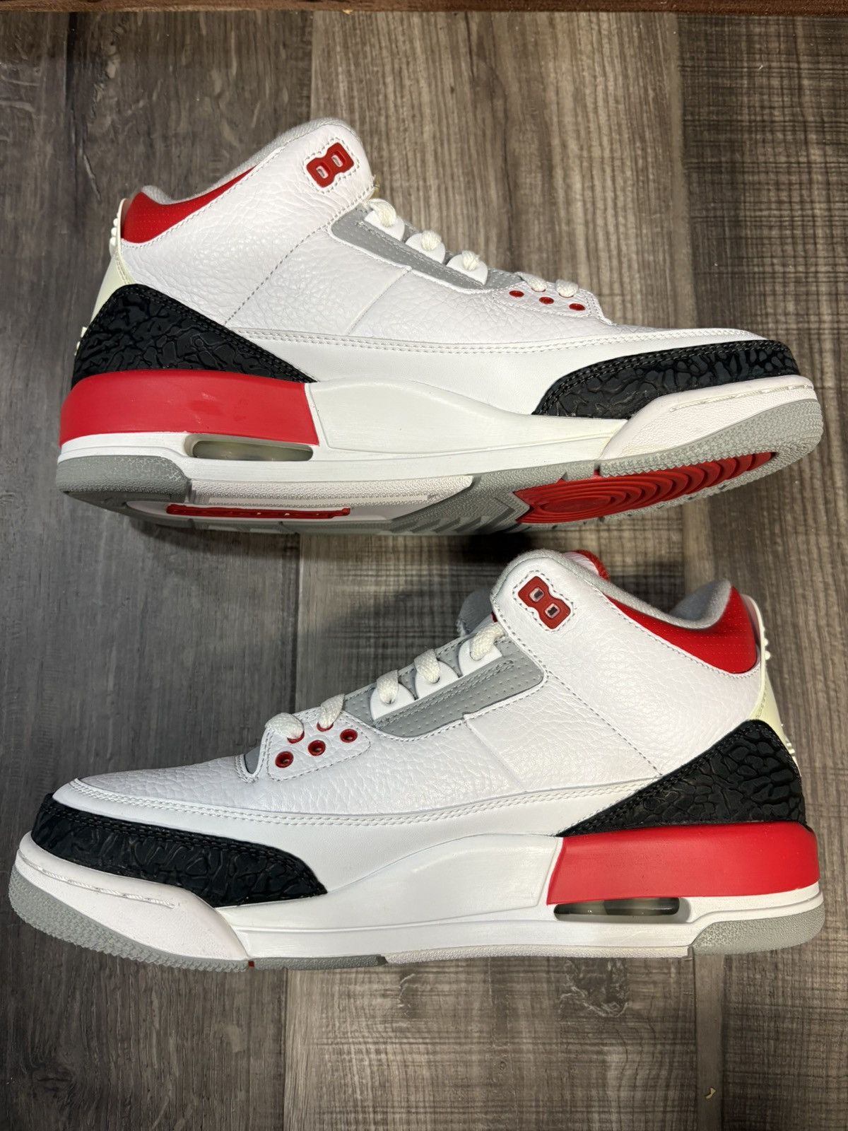 Jordan Brand Air Jordan 3 Retro Fire Red 2013 size 10 Size US 10 / EU 43 - 4 Thumbnail