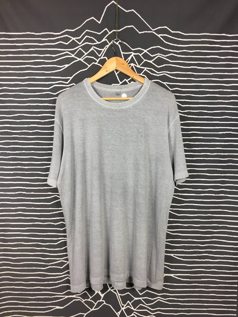 Japanese Brand × Uniqlo Uniqlo Plain Casual Essential Tee Size US XL / EU 56 / 4 - 1 Thumbnail