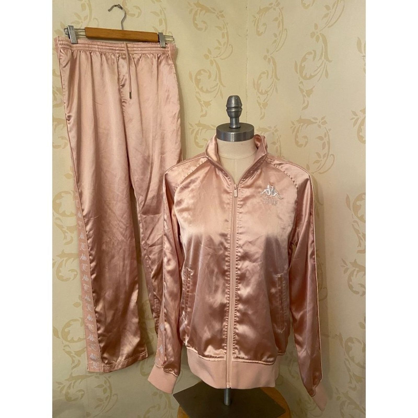 Juicy Couture Ladies Med Juicy Couture X Kappa Pink Collab 2pc Tracksuit Size 32" / US 10 / IT 46 - 1 Thumbnail