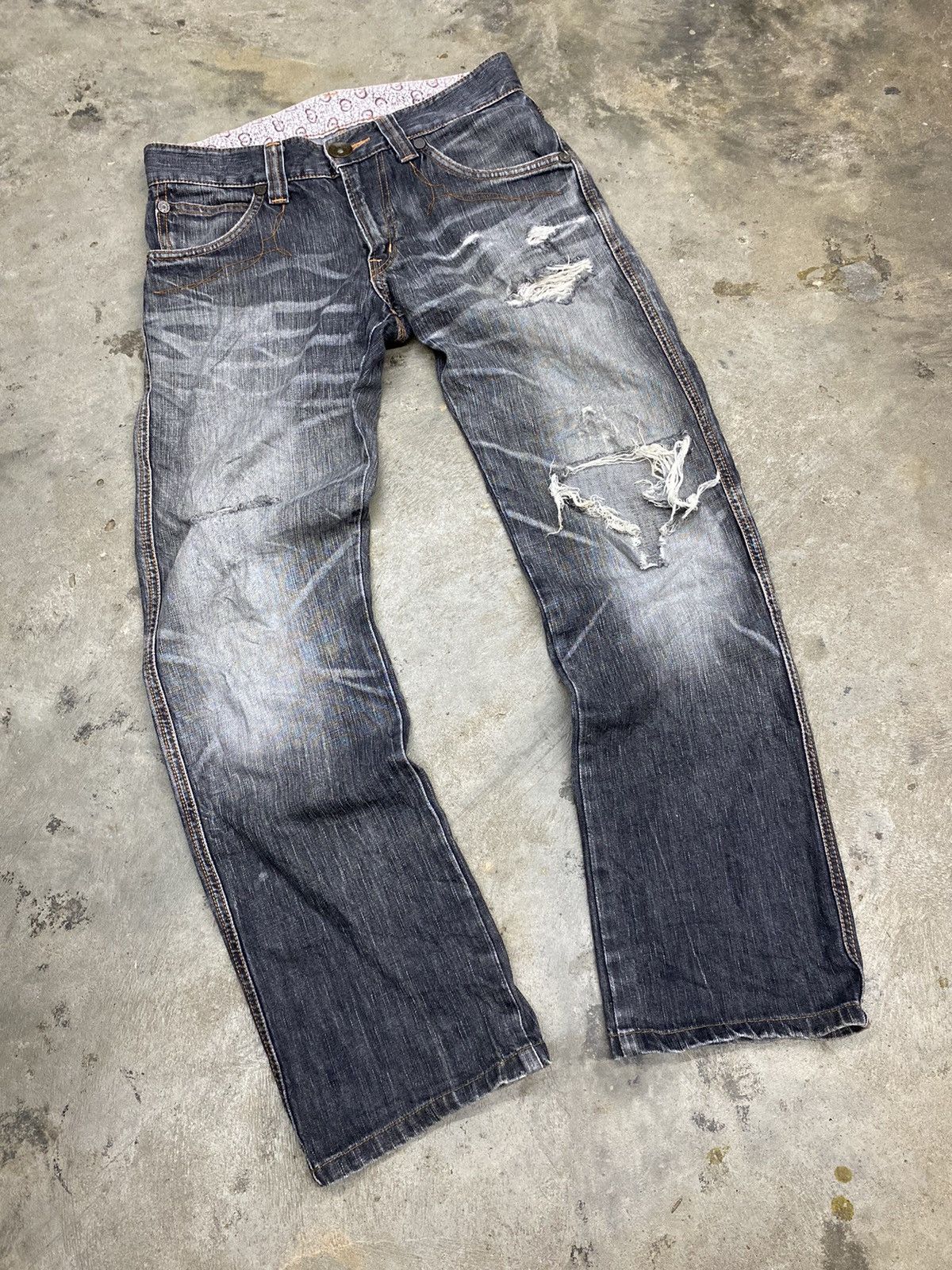 Edwin vintage edwin 503 flared distressed blue trip Size US 29 - 1 Thumbnail