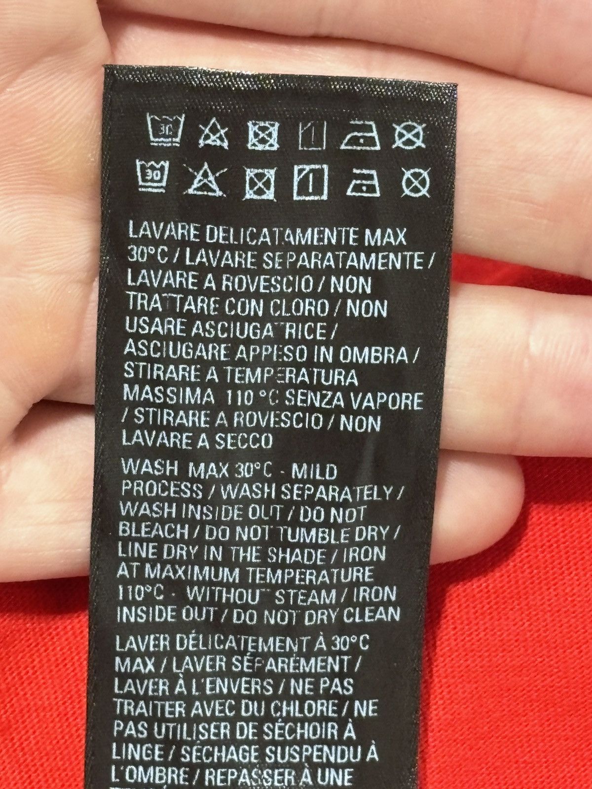 Balenciaga Balenciaga Small Logo Red Tee Size US L / EU 52-54 / 3 - 14 Thumbnail