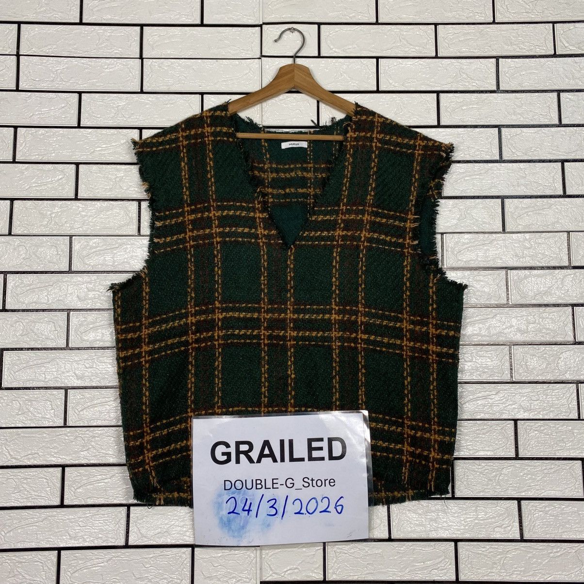 Japanese Brand Vintage Wool Vest Jacket Murua Tartan Design Issey Miyake Size US M / EU 48-50 / 2 - 1 Thumbnail