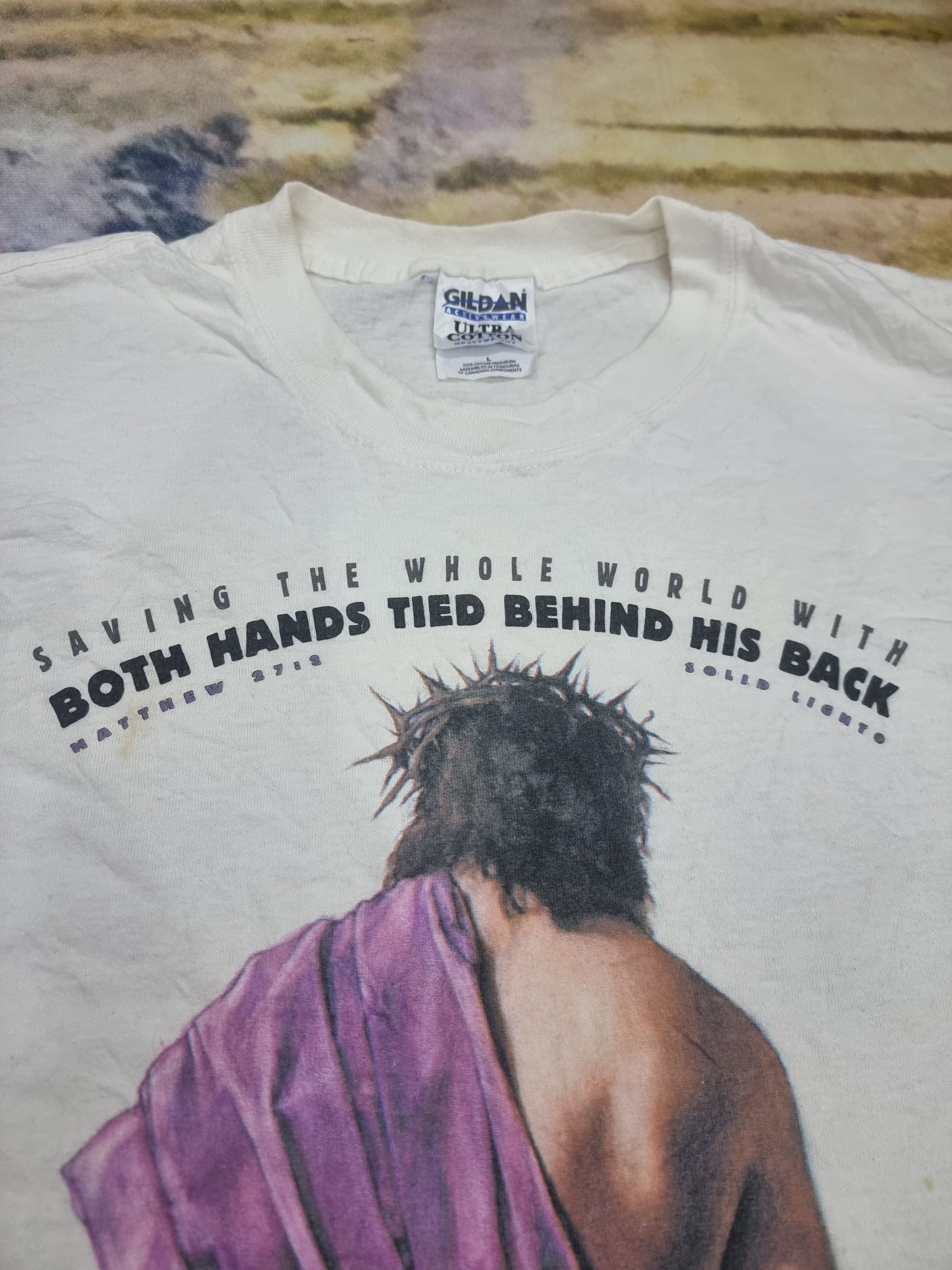 Vintage Vtg Solid Light Jesus saving the whole world graphic shirt Size US L / EU 52-54 / 3 - 4 Thumbnail