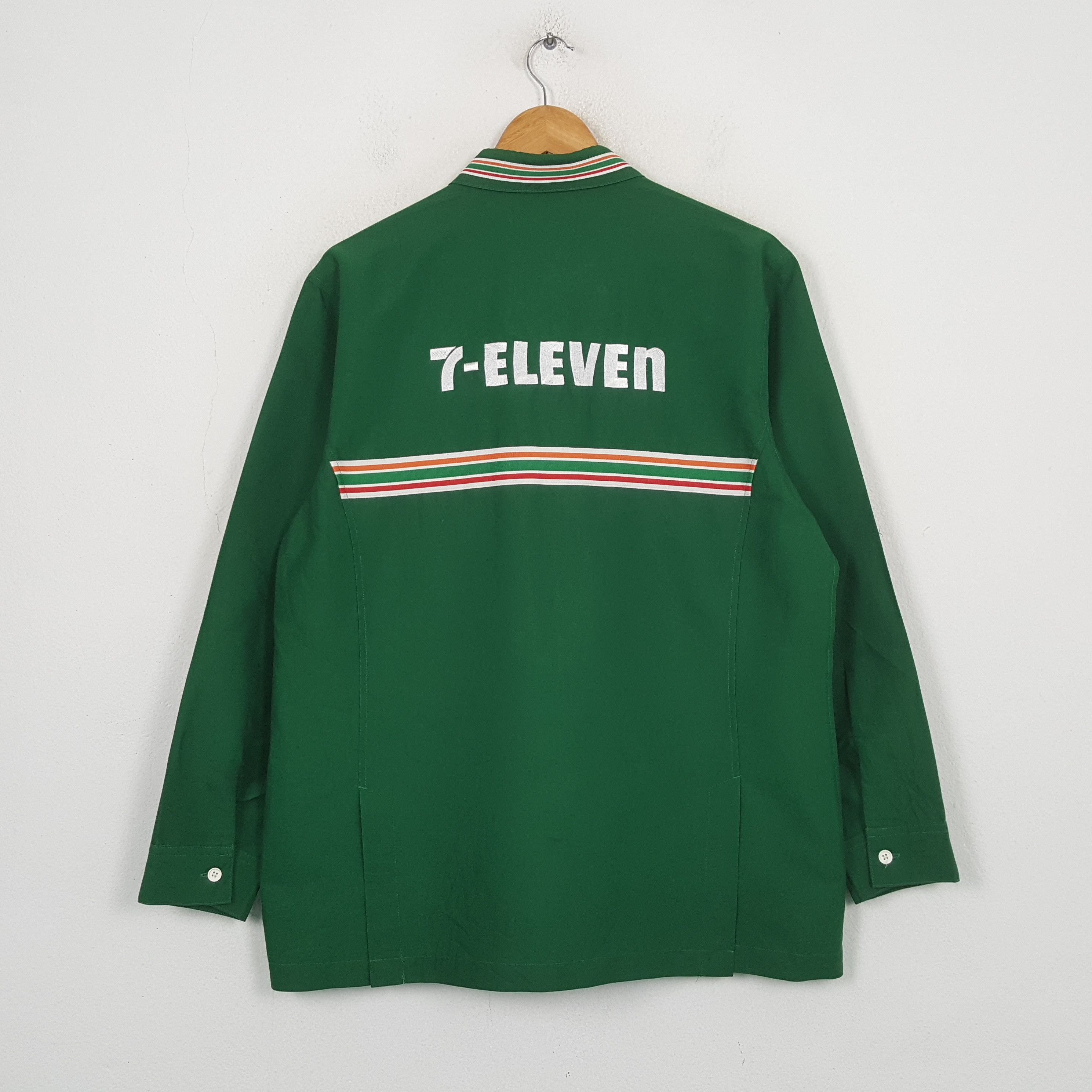 Vintage Vintage 7-Eleven Japanese Working Uniform Jacket RR28 Size US L / EU 52-54 / 3 - 1 Thumbnail