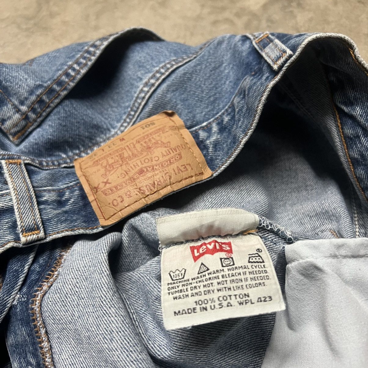 Levi's × Vintage Vintage 90’s Levi’s 501 🇺🇸 Straight-Leg Denim Jeans Size US 33 - 8 Thumbnail