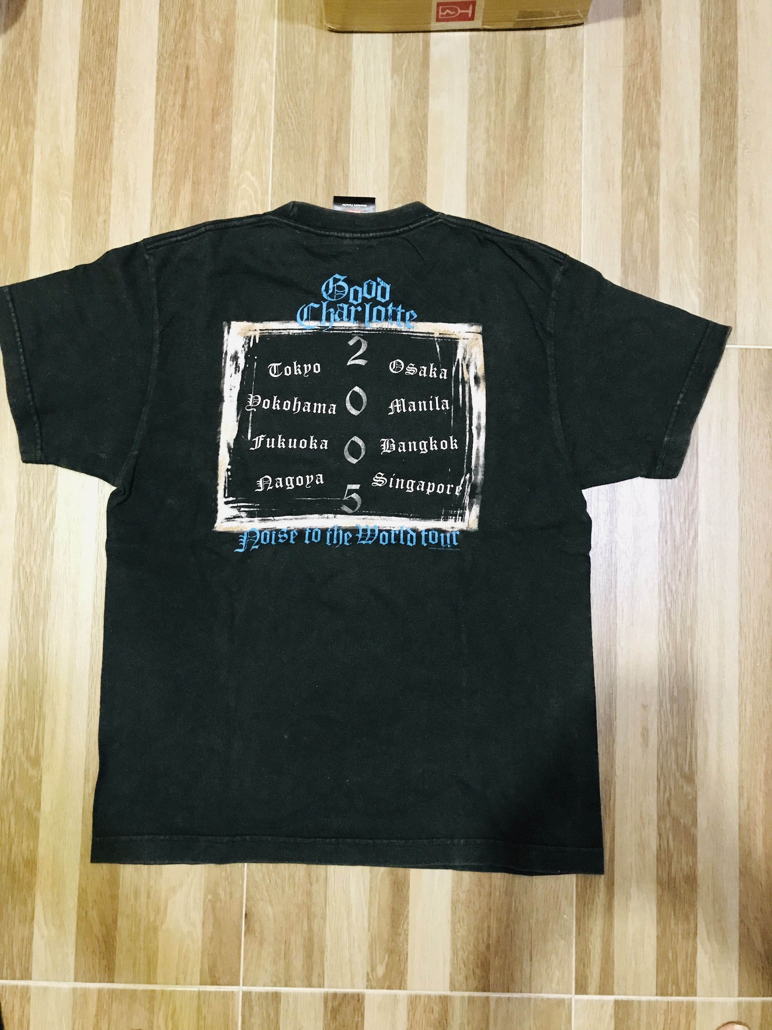 Band Tees Vintage Y2K Good Charlotte Noise World Tour 2005 T Shirt Size US S / EU 44-46 / 1 - 6 Thumbnail