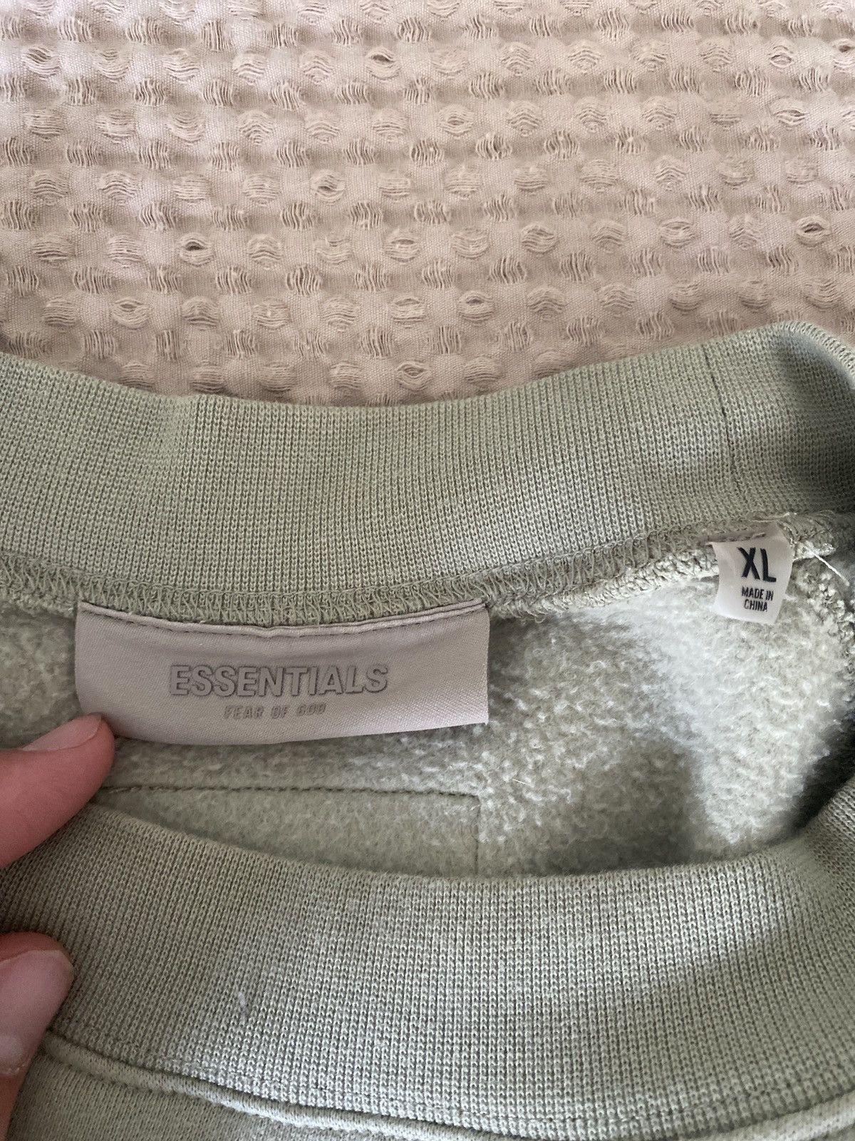 Essentials Essentials Fear of God crewneck Size US XL / EU 56 / 4 - 4 Thumbnail