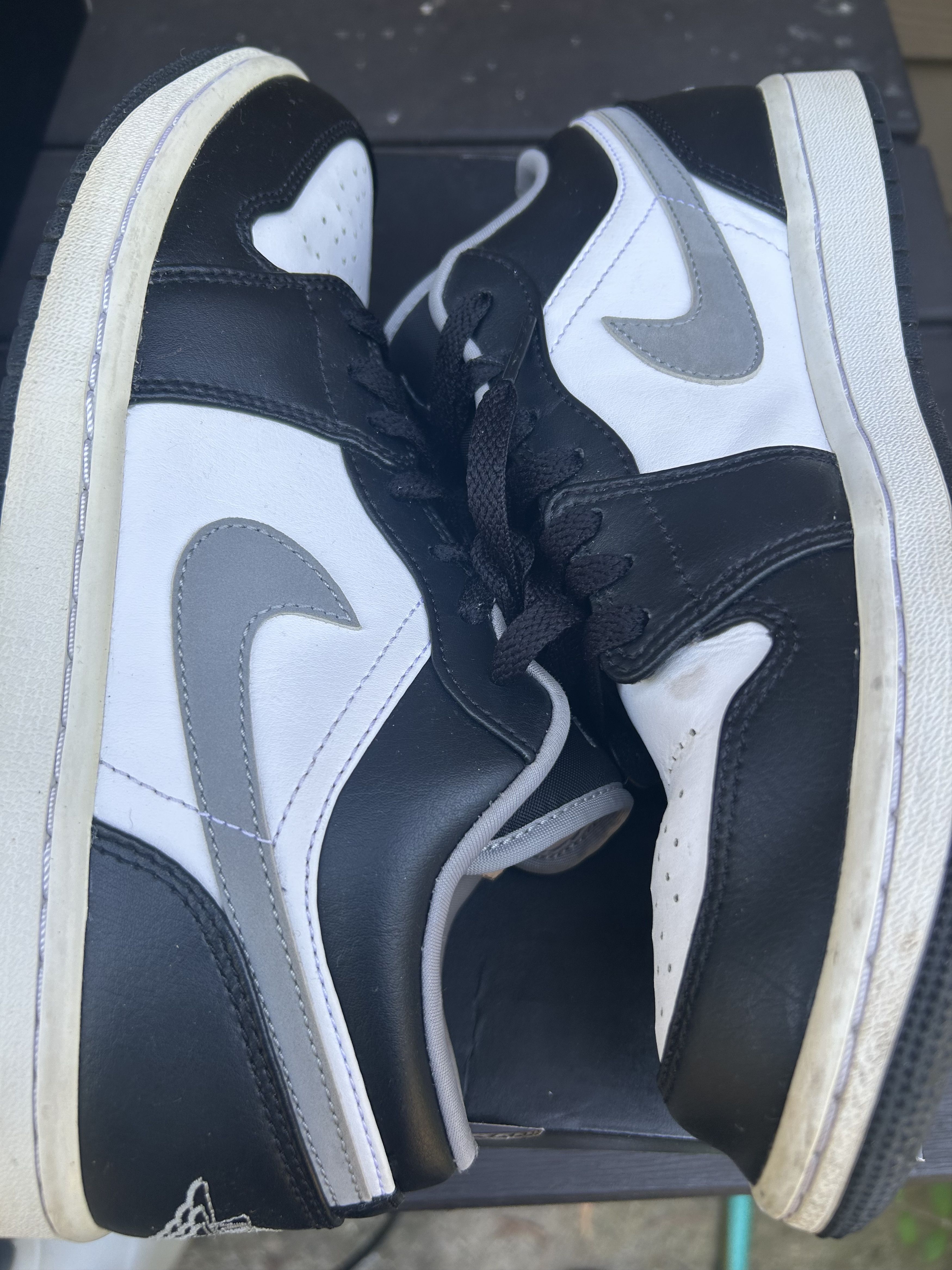 Jordan Brand Air Jordan Air Jordan 1 Low 'Black Medium Grey' 553558-040 Size US 8.5 / EU 41-42 - 6 Thumbnail