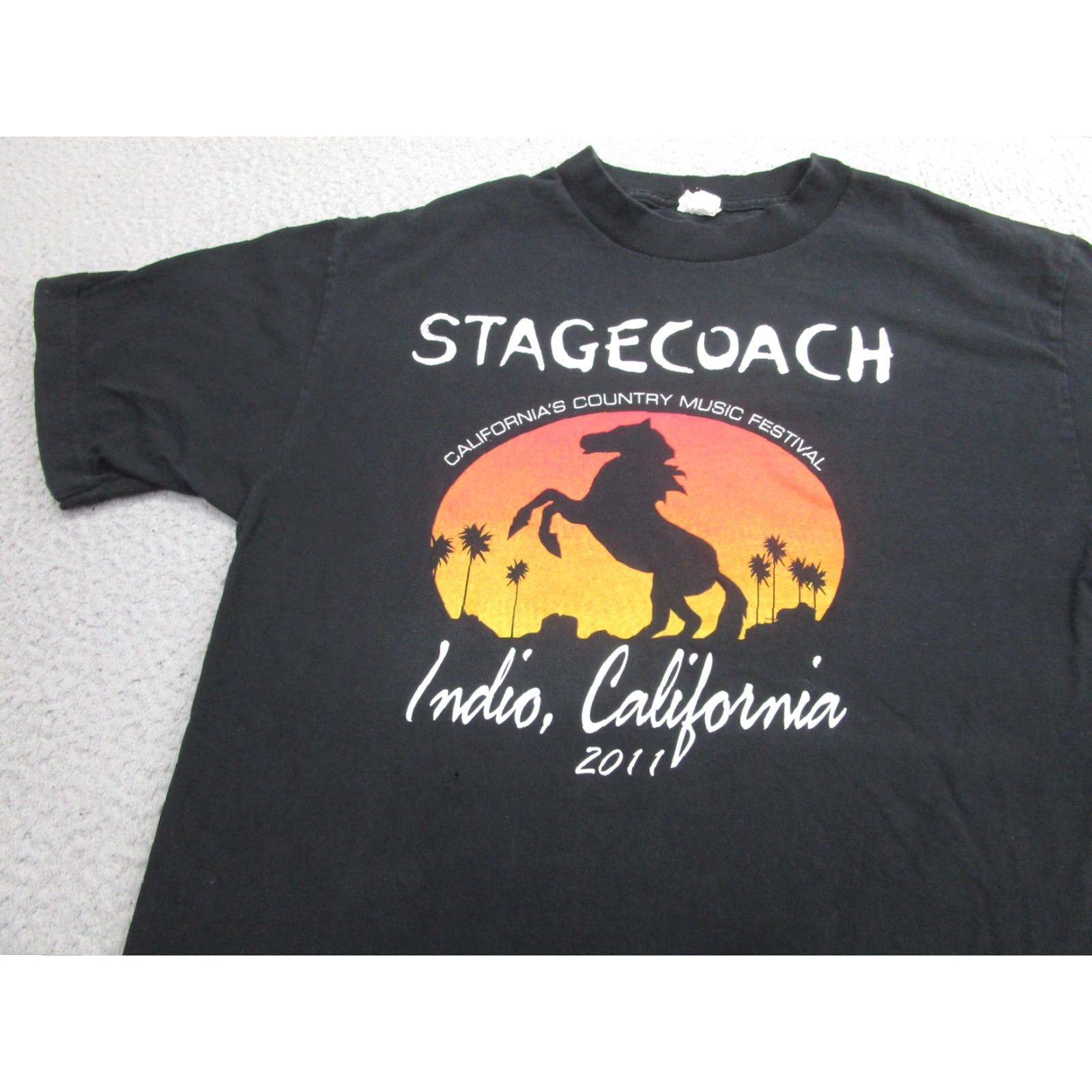 Fruit Of The Loom VINTAGE Stagecoach Shirt Mens M Black 2011 Indio California Country Festival Tee Size US M / EU 48-50 / 2 - 3 Thumbnail