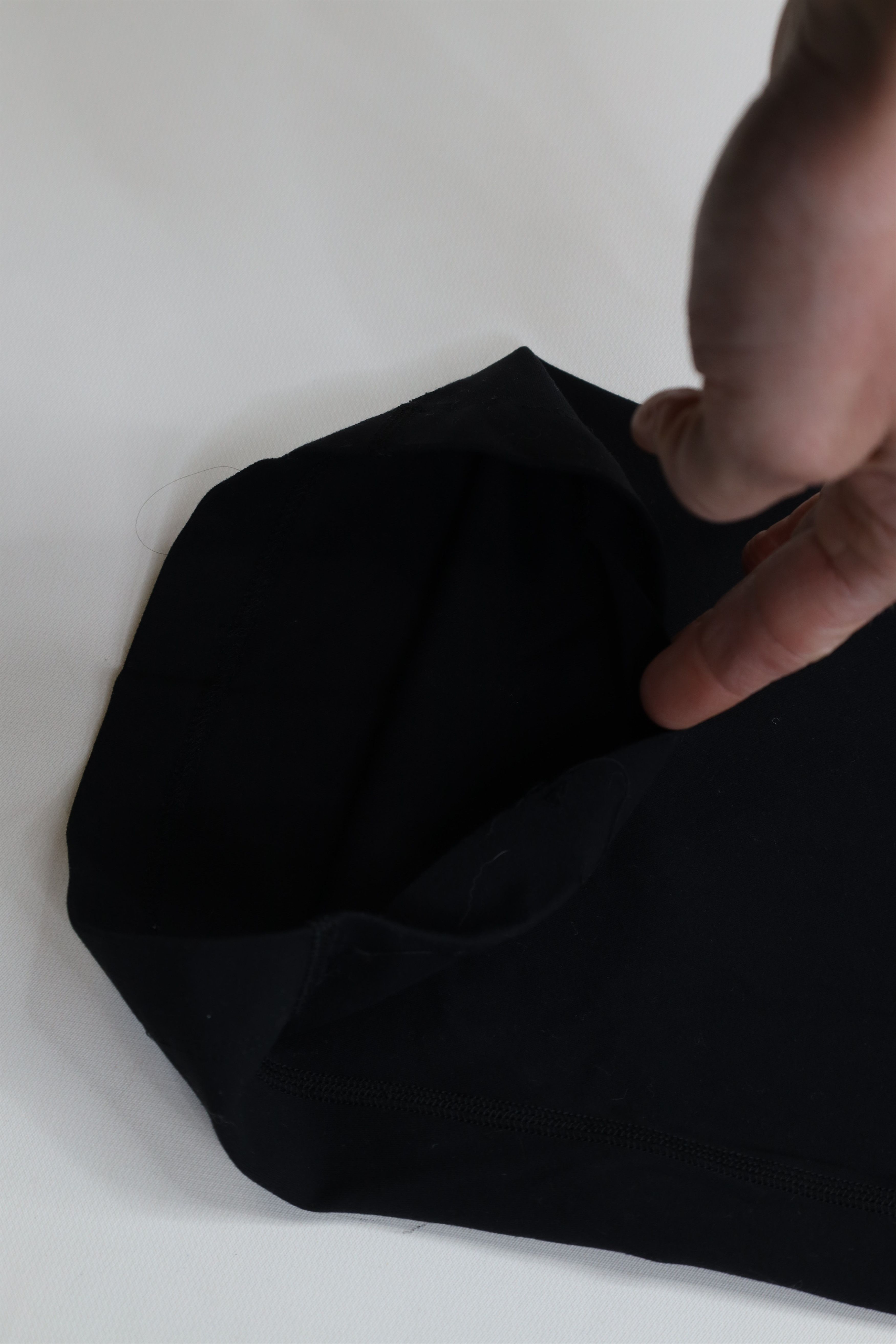 Lululemon Lululemon High Rise Groove Flared Wide Leg Yoga Pants Black Size 26" / US 2 / IT 38 - 6 Thumbnail