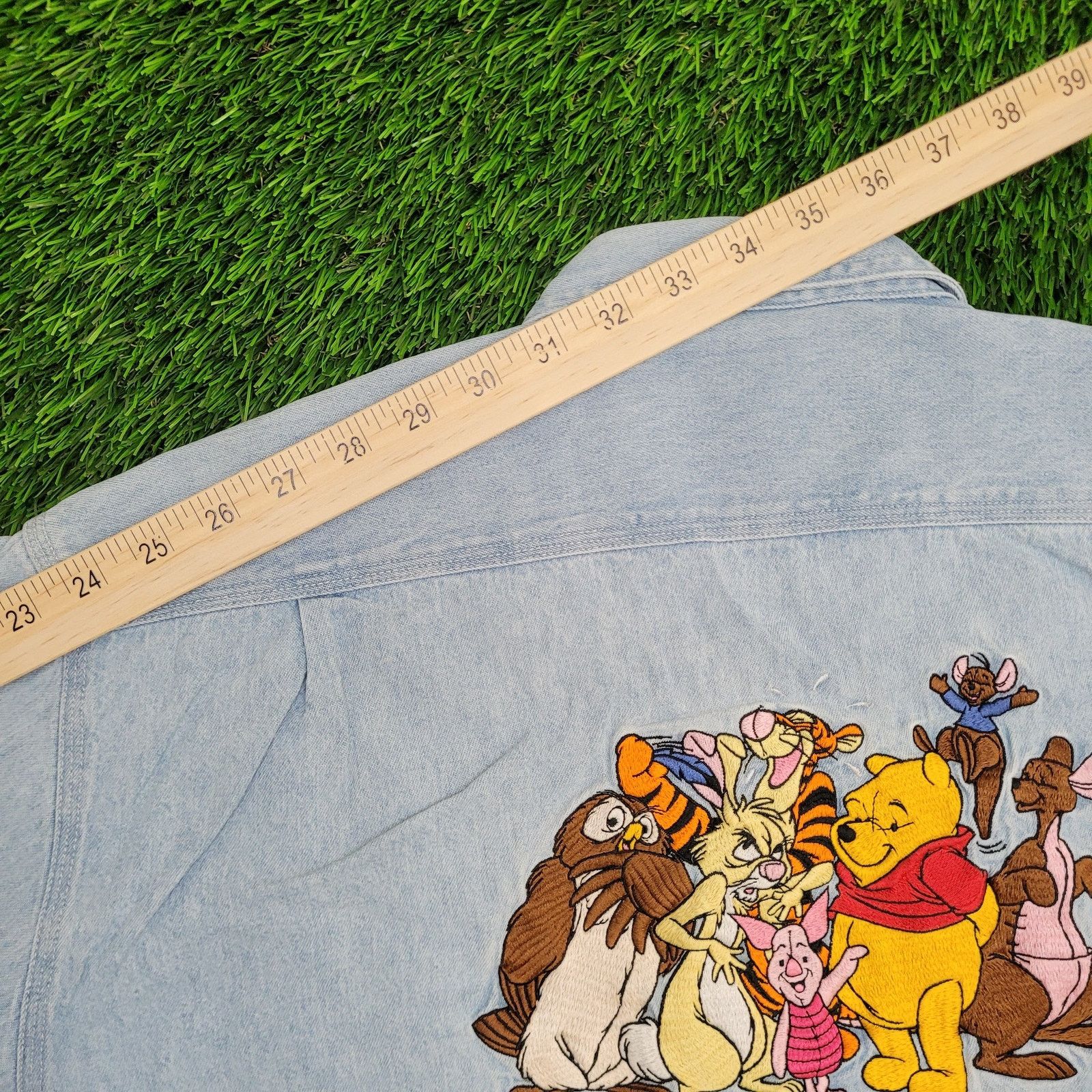 Disney Vintage Disney Winnie-the-Pooh Denim Button Shirt M/L 23x30 Size US M / EU 48-50 / 2 - 4 Thumbnail