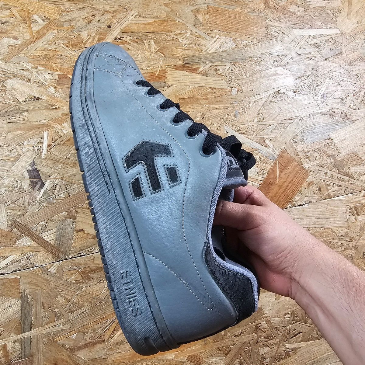 Etnies × Vintage Etnies Vintage skater shoes boots 90S chunky sneakers Size US 11 / EU 44 - 7 Thumbnail