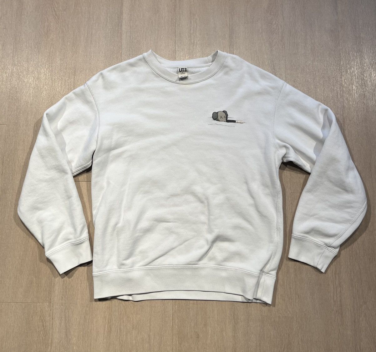 Kaws Kaws x Uniqlo sweater Medium Size US M / EU 48-50 / 2 - 3 Thumbnail
