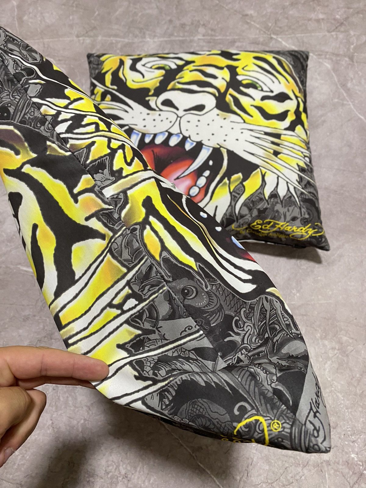 Ed Hardy Vintage Y2K Ed Hardy by Christian Audigier Two Pillow Rare Size ONE SIZE - 10 Thumbnail