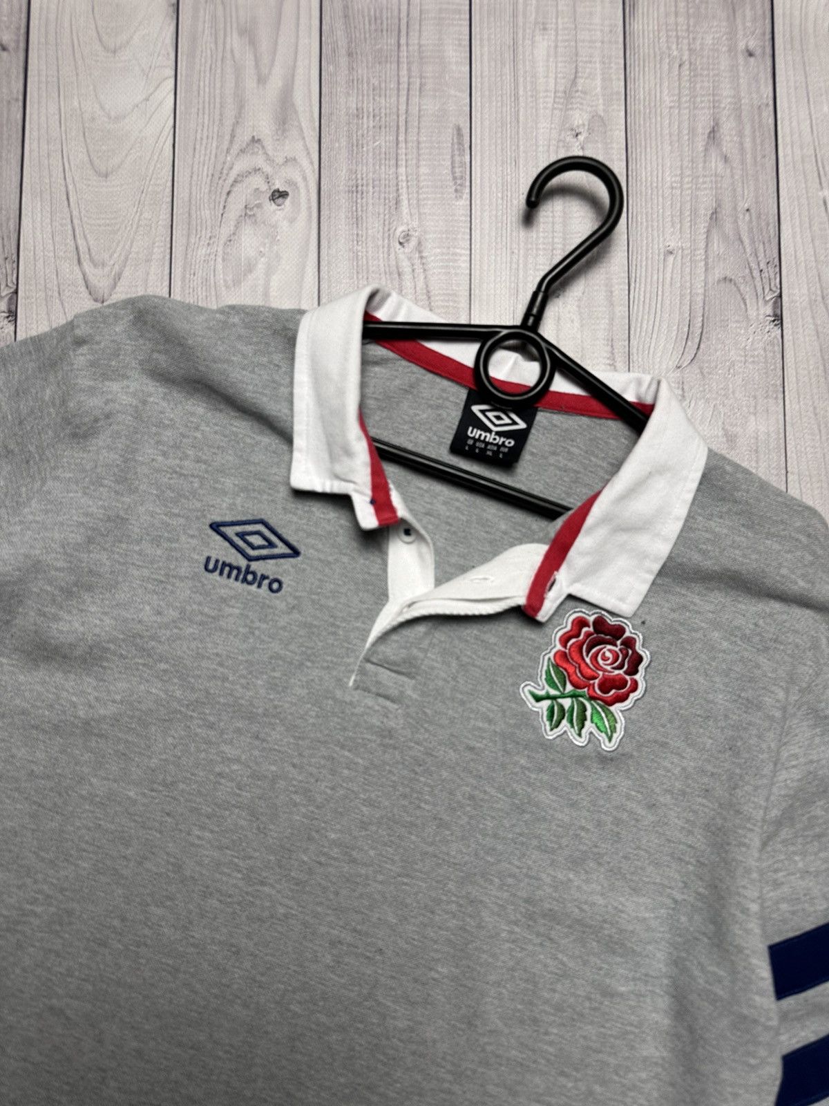Vintage Rugby England Umbro jersey size M/L Size US M / EU 48-50 / 2 - 2 Thumbnail