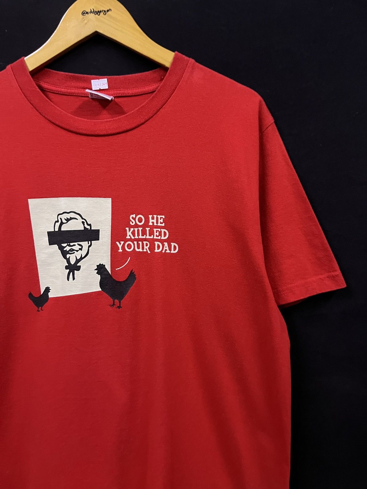 Vintage PARODY KFC SO HE KILLED YOUR DAD TSHIRT Size US L / EU 52-54 / 3 - 2 Thumbnail