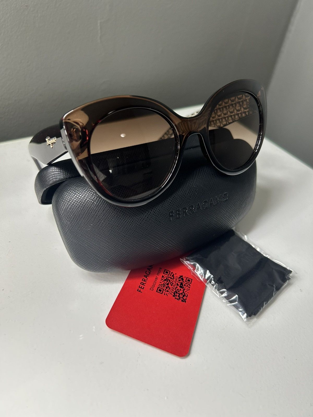 Salvatore Ferragamo Salvatore Ferragamo SF964S Cat Eye Crystal Brown Sunglasses Size ONE SIZE - 11 Thumbnail
