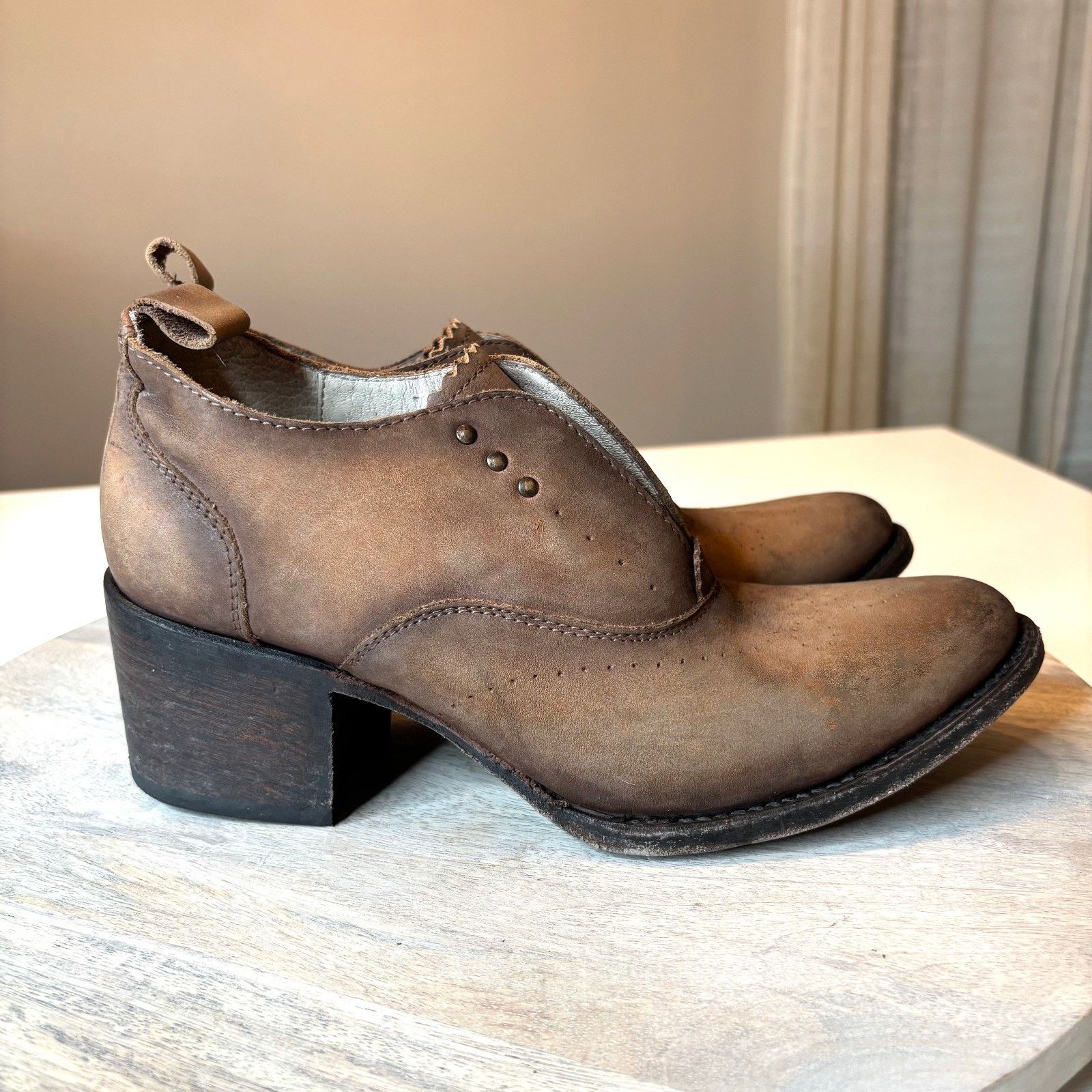 FREEBIRD Freebird Sadie Distressed Brown Leather Ankle Booties Size 9 Size US 9 / IT 39 - 1 Thumbnail