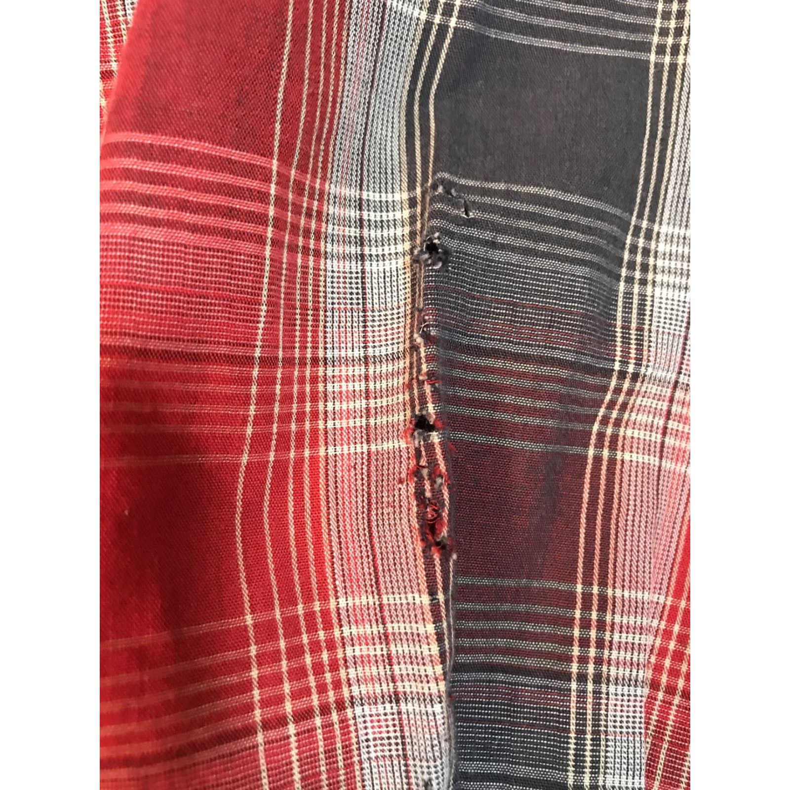 Levi's Levi's Men Button-Up Shirt Red Gray Striped Flannel Long Sleeve Sz Large 70s Western Size US L / EU 52-54 / 3 - 4 Thumbnail