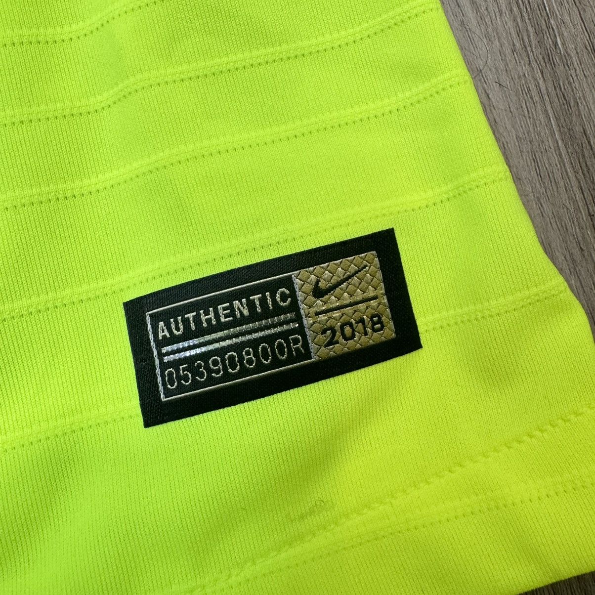 Nike Barcelona 18/19 player issue away shirt #7 Coutinho Size US M / EU 48-50 / 2 - 8 Thumbnail