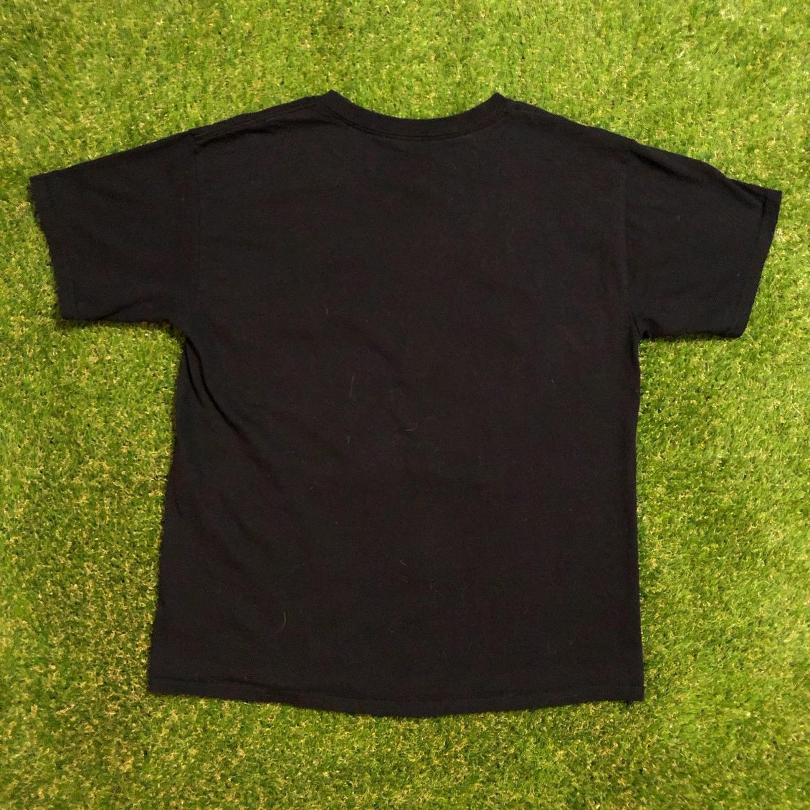 Hunter Vintage Hunter x Hunter ©P98-21 T-Shirt Size US XS / EU 42 / 0 - 4 Thumbnail