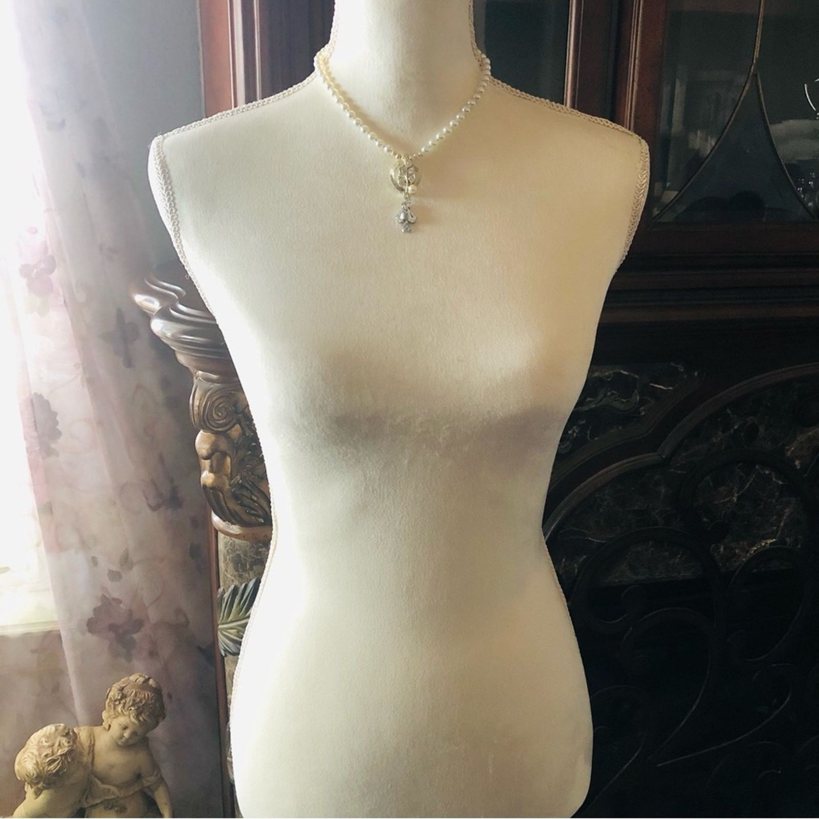 Handmade Handcrafted repurpose classy elegant pendant pearl necklace Size ONE SIZE - 6 Thumbnail