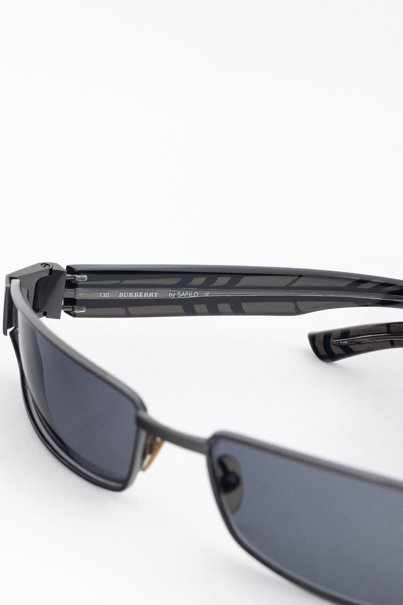 Burberry Burberry B9424 Black Check-Temple Rectangular Sunglasses Size ONE SIZE - 7 Thumbnail