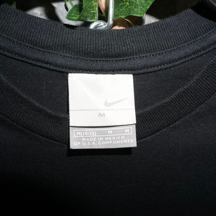 Nike Medium - Vintage Y2K nike flame 2000s gray tag youth t-shirt Size US M / EU 48-50 / 2 - 4 Thumbnail