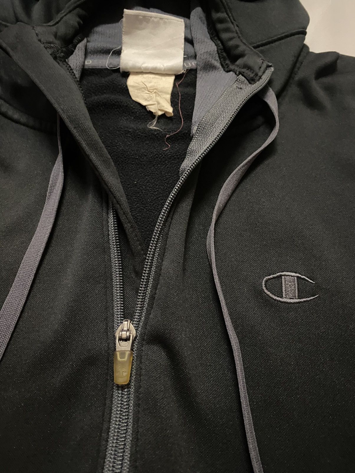 Champion Vintage Champion zip-up black hoodie #hoodie Size US L / EU 52-54 / 3 - 6 Thumbnail