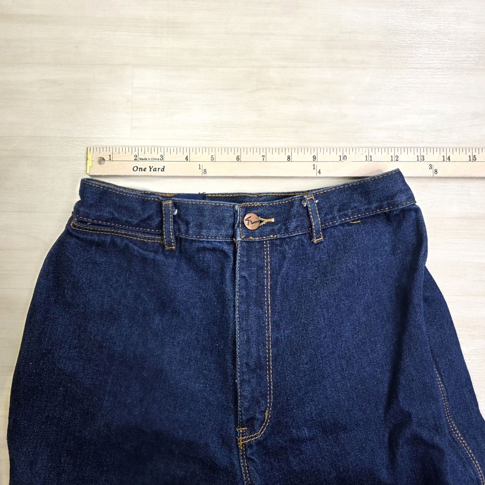 Gloria Vanderbilt VINTAGE Gloria Vanderbilt Jeans Indigo High Waist 24 x 34 70s 80s Womens Size 42" / US 20 - 4 Thumbnail