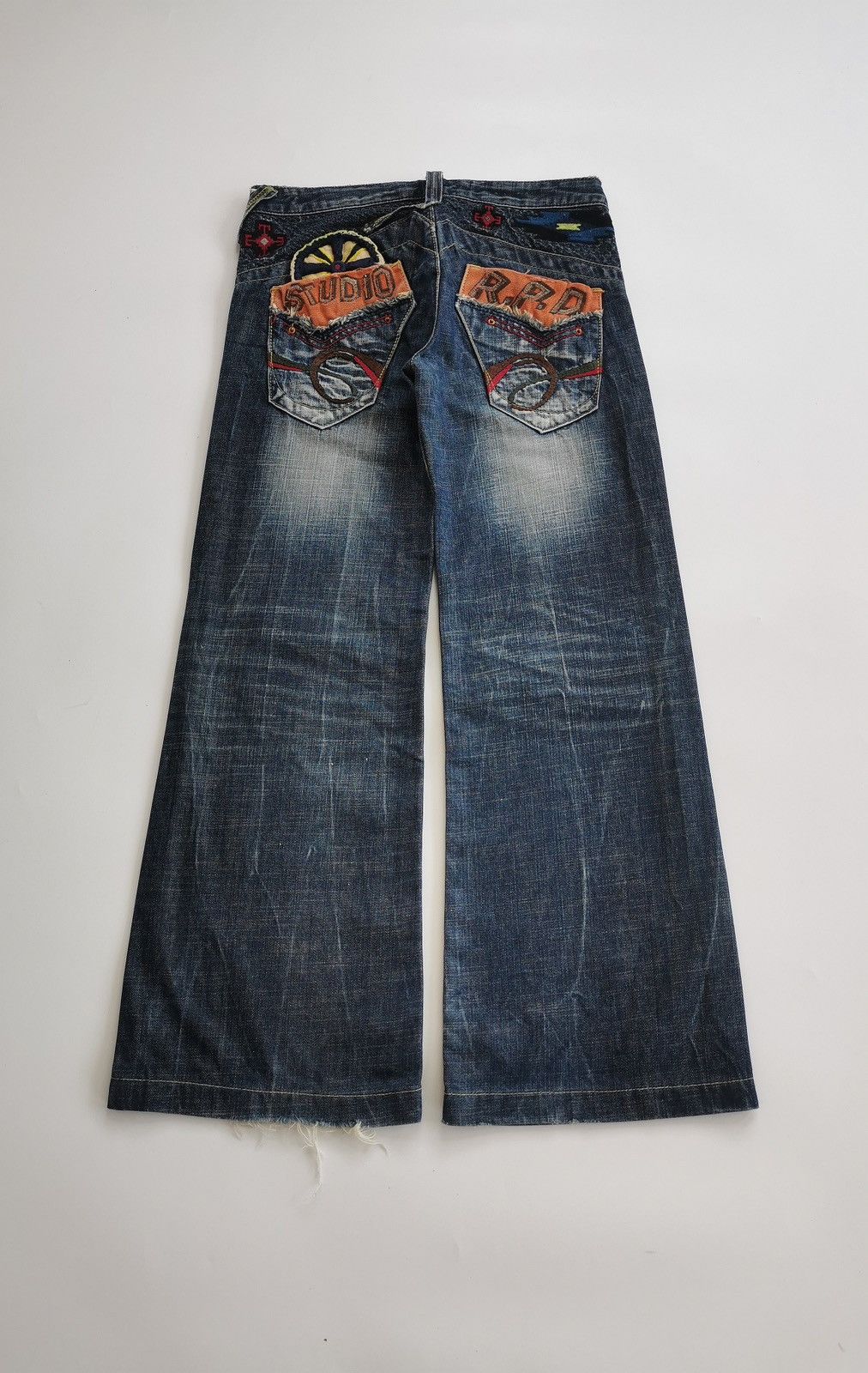 Japanese Brand Flared Bootcut Studio Red Pepper Embroidery Jeans Size 28" / US 6 / IT 42 - 4 Thumbnail