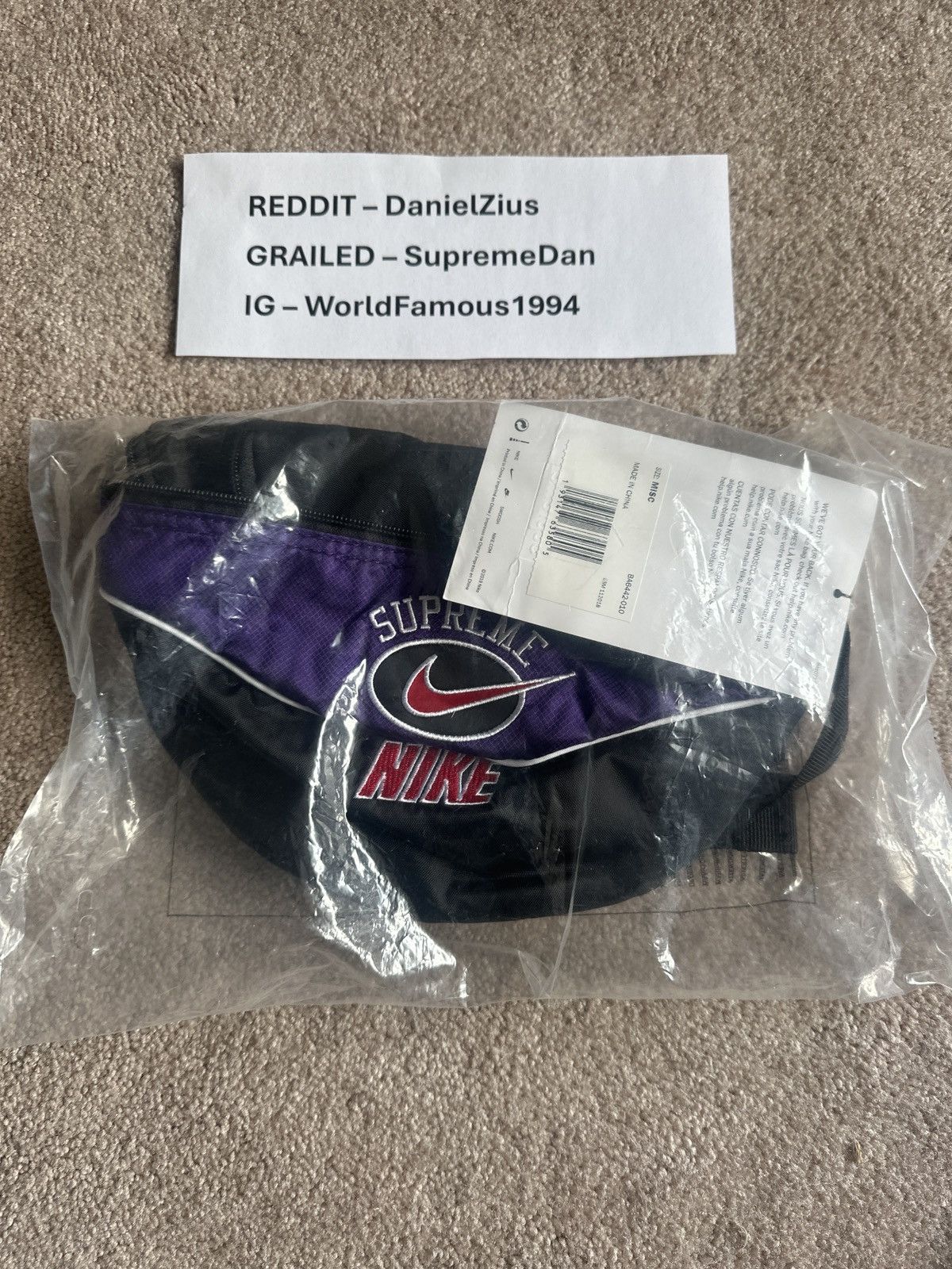 Nike × Supreme Supreme x Nike Shoulder Bag Size ONE SIZE - 4 Thumbnail